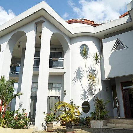 Seddo Guest House أبيدجان المظهر الخارجي الصورة
